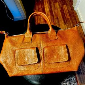 Elegant Tan Italian Leather Handbag
